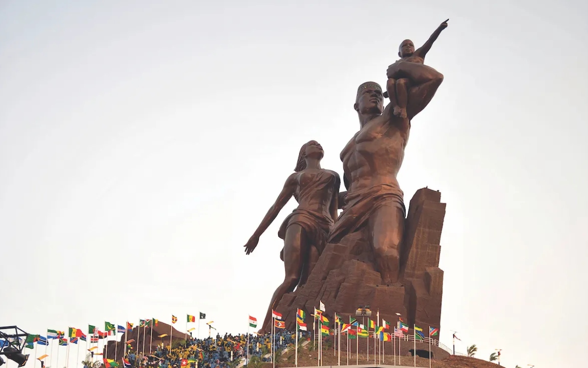 african renainsance monument